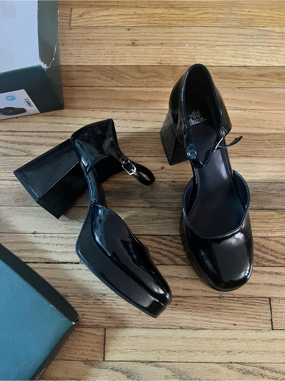 Wild Fable Darcy patent platform pumps in black with a block heel size 7.5
